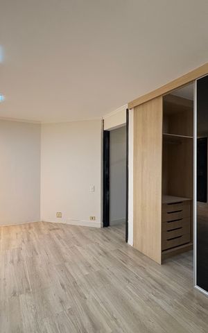 Apartamento à venda com 305m², 4 quartos e 4 vagas Apartamento à venda com 305m², 4 quartos e 4 vagasQuarto 2