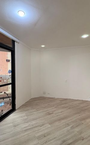 Apartamento à venda com 305m², 4 quartos e 4 vagas Apartamento à venda com 305m², 4 quartos e 4 vagasQuarto 1