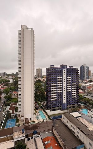 Apartamento à venda com 305m², 4 quartos e 4 vagas Apartamento à venda com 305m², 4 quartos e 4 vagasVista da sacada