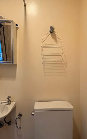 Apartamento à venda com 305m², 4 quartos e 4 vagas Apartamento à venda com 305m², 4 quartos e 4 vagasBanheiro de serviço