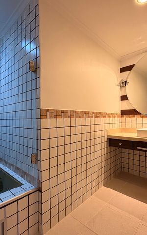Apartamento à venda com 305m², 4 quartos e 4 vagas Apartamento à venda com 305m², 4 quartos e 4 vagasBanheiro Suíte 2