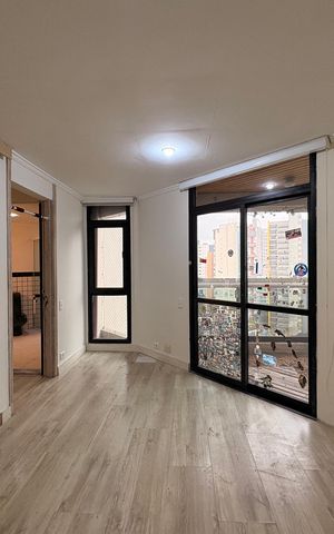 Apartamento à venda com 305m², 4 quartos e 4 vagas Apartamento à venda com 305m², 4 quartos e 4 vagasQuarto 1