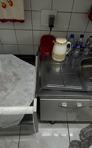 Apartamento à venda com 54m², 2 quartos e 1 vaga Apartamento à venda com 54m², 2 quartos e 1 vagaCozinha e Área de Serviço