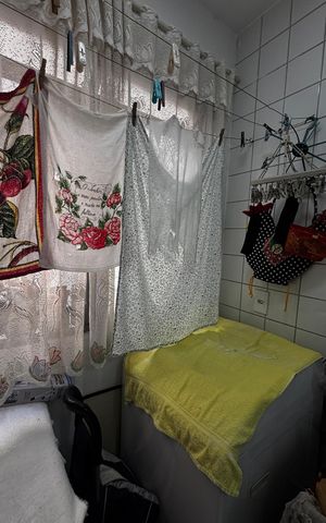 Apartamento à venda com 54m², 2 quartos e 1 vaga Apartamento à venda com 54m², 2 quartos e 1 vagaCozinha e Área de Serviço