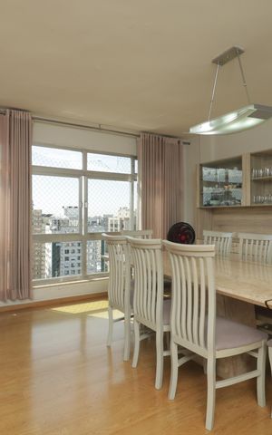Apartamento à venda com 136m², 3 quartos e 1 vagaSala