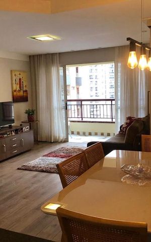 Apartamento à venda com 88m², 3 quartos e 1 vaga Apartamento à venda com 88m², 3 quartos e 1 vagaSala