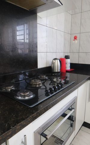Casa à venda com 63m², 2 quartos e 2 vagasCozinha