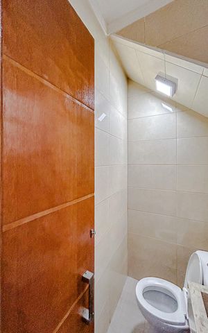 Casa à venda com 120m², 3 quartos e sem vagaLavabo