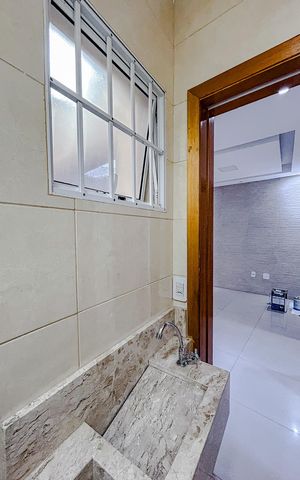 Casa à venda com 120m², 3 quartos e sem vagaLavabo