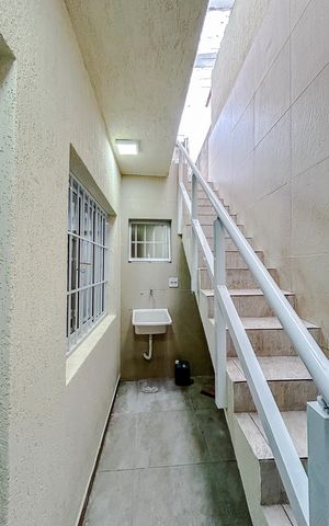 Casa à venda com 120m², 3 quartos e sem vagaÁrea de Serviço