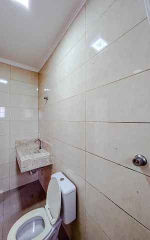 Casa à venda com 120m², 3 quartos e sem vagaBanheiro da Suíte 1