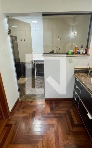 Casa à venda com 360m², 3 quartos e 4 vagas