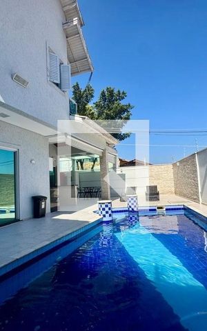 Casa à venda com 360m², 3 quartos e 4 vagas