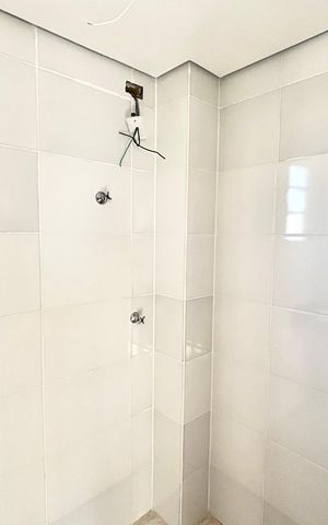 Apartamento à venda com 38m², 2 quartos e sem vaga Apartamento à venda com 38m², 2 quartos e sem vagaBanheiro