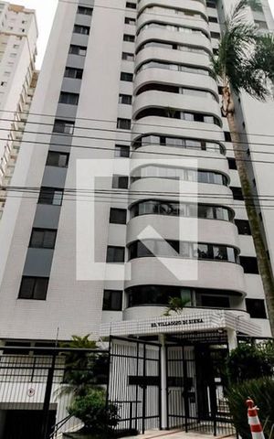 Apartamento à venda com 115m², 3 quartos e 3 vagasFachada