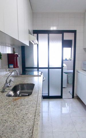 Apartamento à venda com 115m², 3 quartos e 3 vagasCozinha