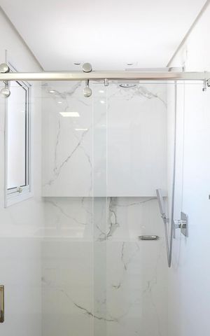 Apartamento à venda com 142m², 3 quartos e 3 vagasBanheiro da suíte 1