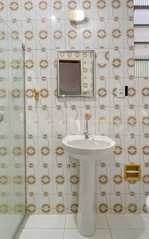 Apartamento para alugar com 90m², 2 quartos e 2 vagasBanheiro