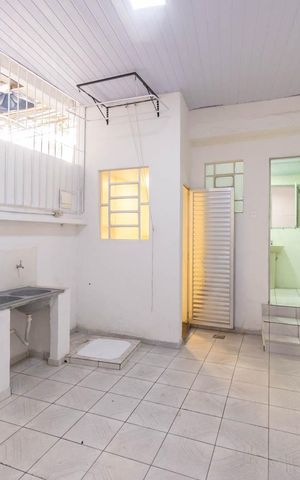 Casa para alugar com 60m², 1 quarto e sem vagaÁrea de serviço