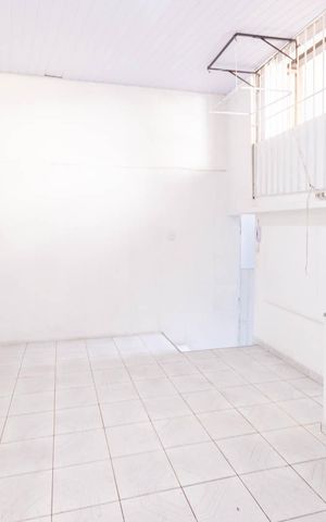 Casa para alugar com 60m², 1 quarto e sem vagaÁrea de serviço