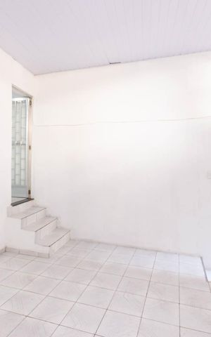 Casa para alugar com 60m², 1 quarto e sem vagaÁrea de serviço