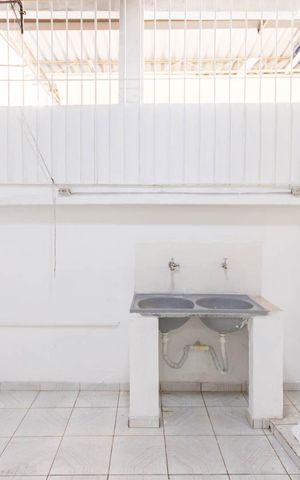 Casa para alugar com 60m², 1 quarto e sem vagaÁrea de serviço