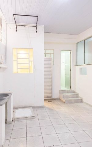 Casa para alugar com 60m², 1 quarto e sem vagaÁrea de serviço