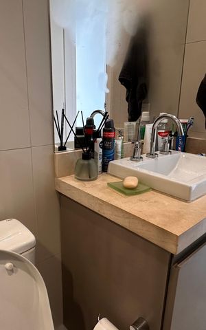 Apartamento para alugar com 75m², 2 quartos e 1 vaga Apartamento para alugar com 75m², 2 quartos e 1 vagaBanheiro social