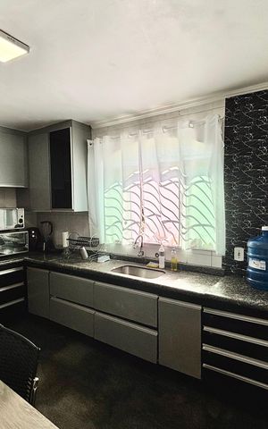 Casa para alugar com 175m², 3 quartos e 3 vagas Casa para alugar com 175m², 3 quartos e 3 vagasCozinha