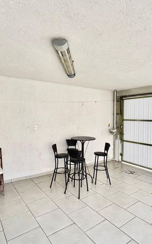 Casa para alugar com 175m², 3 quartos e 3 vagas Casa para alugar com 175m², 3 quartos e 3 vagasGaragem