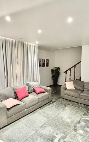 Casa para alugar com 175m², 3 quartos e 3 vagas Casa para alugar com 175m², 3 quartos e 3 vagasSala