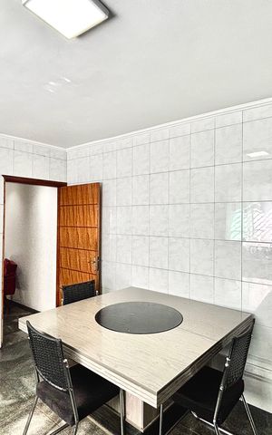 Casa para alugar com 175m², 3 quartos e 3 vagas Casa para alugar com 175m², 3 quartos e 3 vagasCozinha