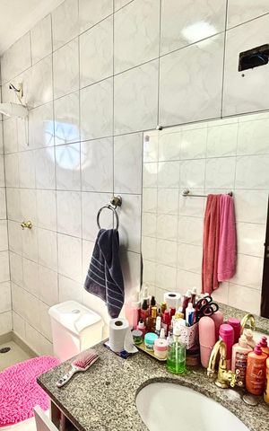 Casa para alugar com 175m², 3 quartos e 3 vagas Casa para alugar com 175m², 3 quartos e 3 vagasBanheiro 1