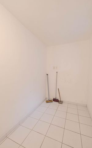 Casa para alugar com 180m², 4 quartos e 1 vaga Casa para alugar com 180m², 4 quartos e 1 vagaQuarto de Serviço