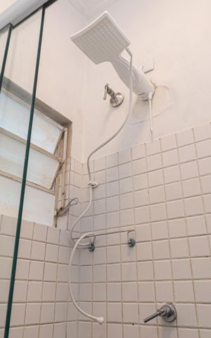 Casa para alugar com 180m², 3 quartos e 1 vaga Casa para alugar com 180m², 3 quartos e 1 vagaBanheiro da Suíte 3