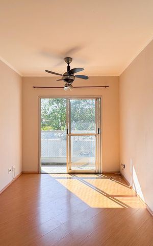 Apartamento à venda com 64m², 2 quartos e 1 vaga Apartamento à venda com 64m², 2 quartos e 1 vagaSala