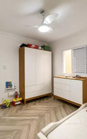 Casa à venda com 130m², 3 quartos e 2 vagas Casa à venda com 130m², 3 quartos e 2 vagasQuarto