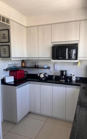 Apartamento à venda com 88m², 3 quartos e 2 vagas Apartamento à venda com 88m², 3 quartos e 2 vagasCozinha