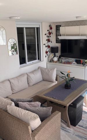 Apartamento à venda com 88m², 3 quartos e 2 vagas Apartamento à venda com 88m², 3 quartos e 2 vagasSacada