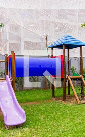 Apartamento para alugar com 41m², 2 quartos e 1 vaga Apartamento para alugar com 41m², 2 quartos e 1 vagaÁrea comum - Playground
