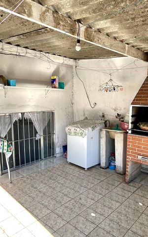 Casa à venda com 150m², 2 quartos e 1 vagaÁrea de Serviço