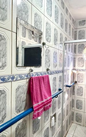 Casa à venda com 150m², 2 quartos e 1 vagaBanheiro 2
