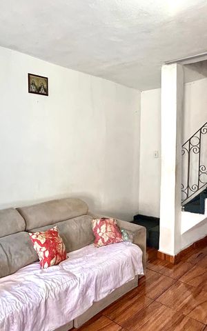 Casa à venda com 150m², 2 quartos e 1 vagaSala