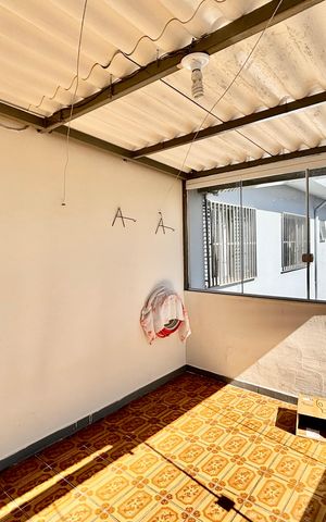 Casa à venda com 60m², 4 quartos e 4 vagas Casa à venda com 60m², 4 quartos e 4 vagasÁrea comum