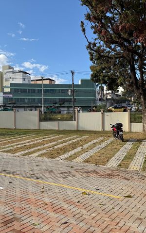 Apartamento para alugar com 102m², 2 quartos e 1 vaga Apartamento para alugar com 102m², 2 quartos e 1 vagaGaragem