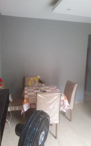 Casa à venda com 120m², 4 quartos e 1 vaga Casa à venda com 120m², 4 quartos e 1 vagaSala