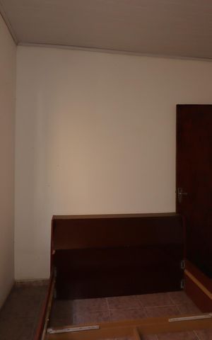 Casa à venda com 160m², 2 quartos e 2 vagasSuíte