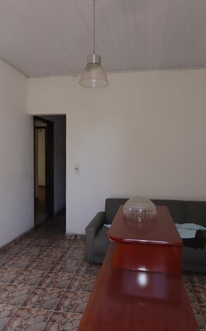 Casa à venda com 160m², 2 quartos e 2 vagasSala 3