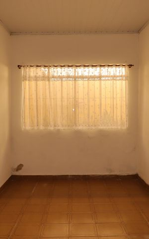 Casa à venda com 160m², 2 quartos e 2 vagasCopa