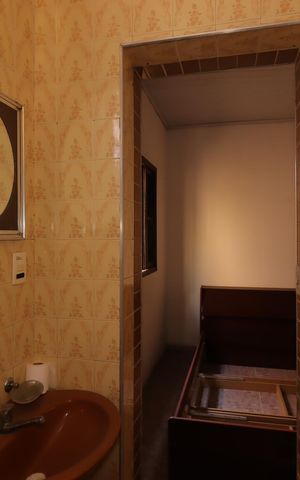 Casa à venda com 160m², 2 quartos e 2 vagasBanheiro da suíte